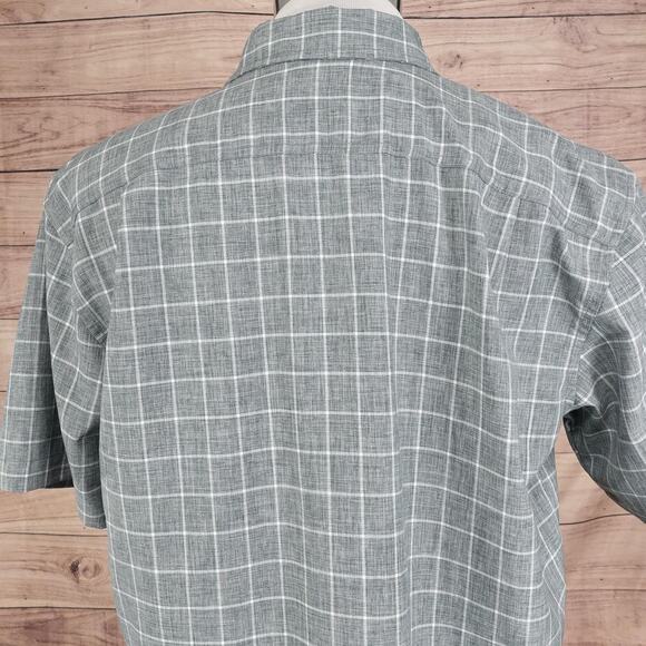 Orvis Shirt Mens L Gray Plaid Short Sleeve Button Polyester Outdoors - Picture 6 of 9
